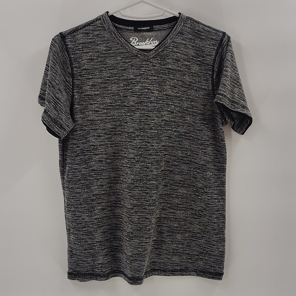 Brooklyn Cloth Co Spacedye T-shirt Size Large Gray Short Sleeve Kids V Neck